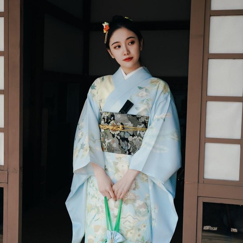 Kimono Japonais Traditionnel Femme