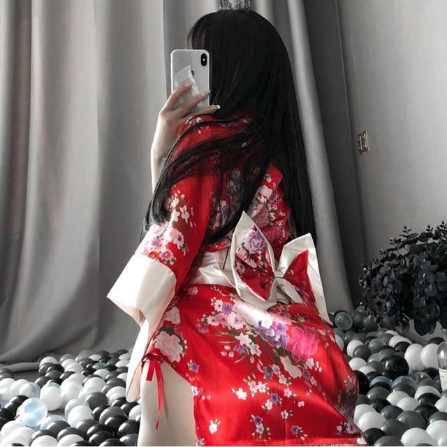 Kimono Sexy Geisha