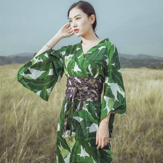 Yukata Femme Motif Tropical